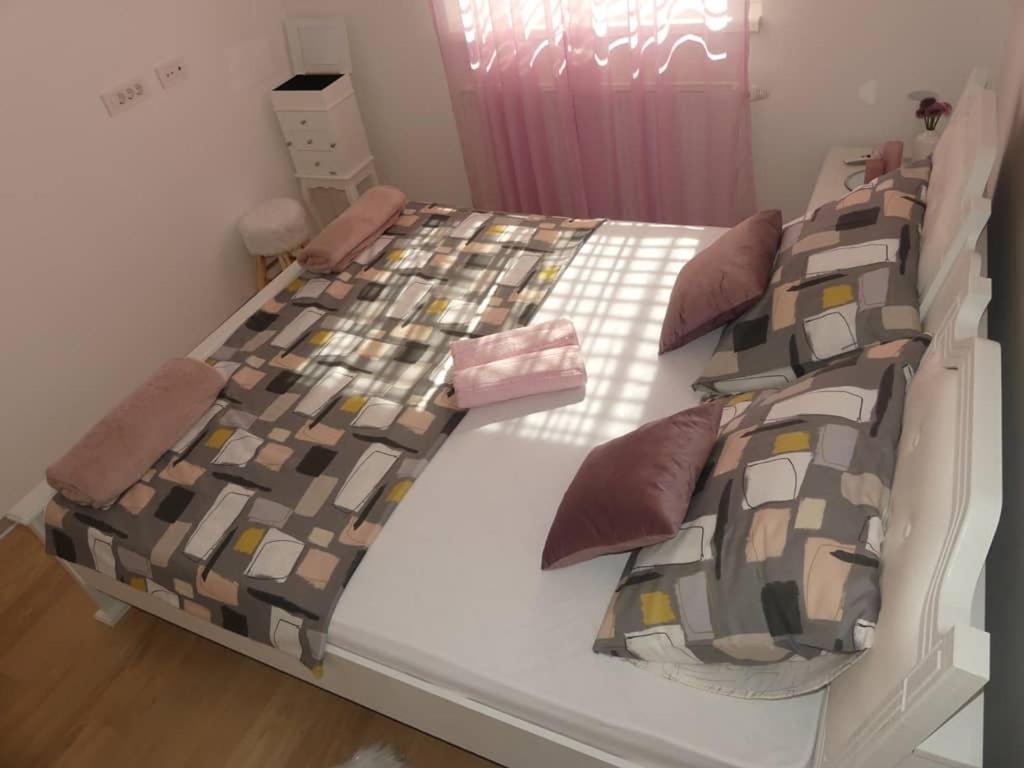 Apartman Natali*** Apartman Varasd Kültér fotó