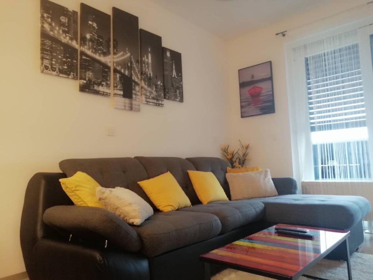 Apartman Natali*** Apartman Varasd Kültér fotó
